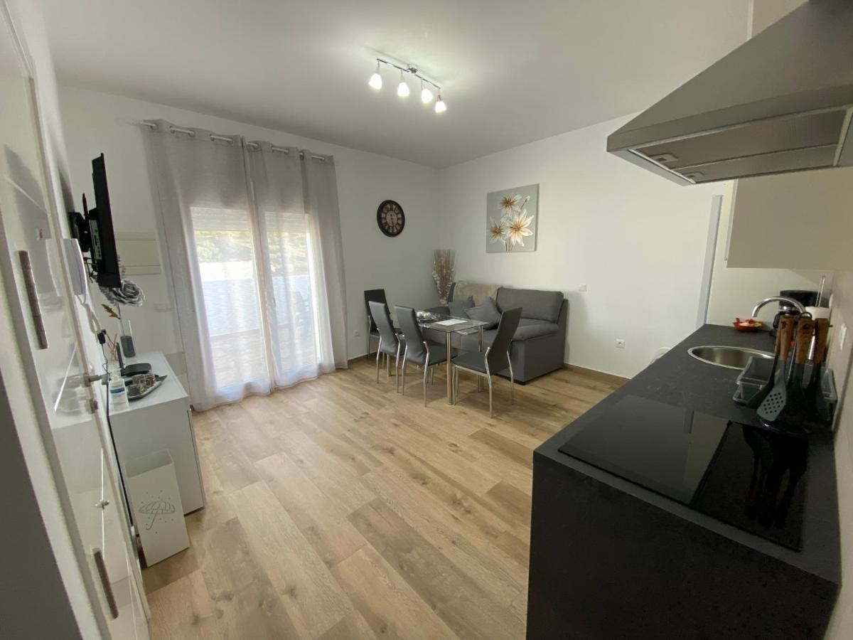 Atico Dayma Apartment Setenil De Las Bodegas ภายนอก รูปภาพ